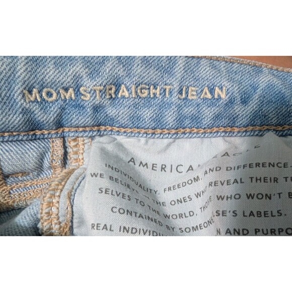 American Eagle Jeans Women 26x27 Blue Mom Ripped Preppy Denim Destroyed (698) - Picture 3 of 3